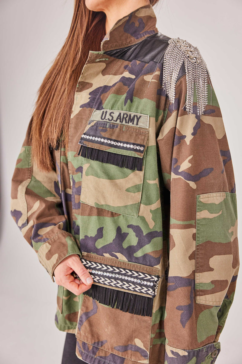 RAYMOND LUXE